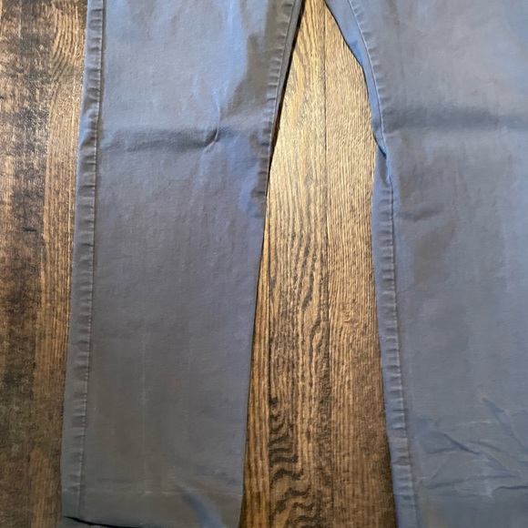 J Crew Grey Men’s 32x30 Khaki Chino Pants - Picture 2 of 12